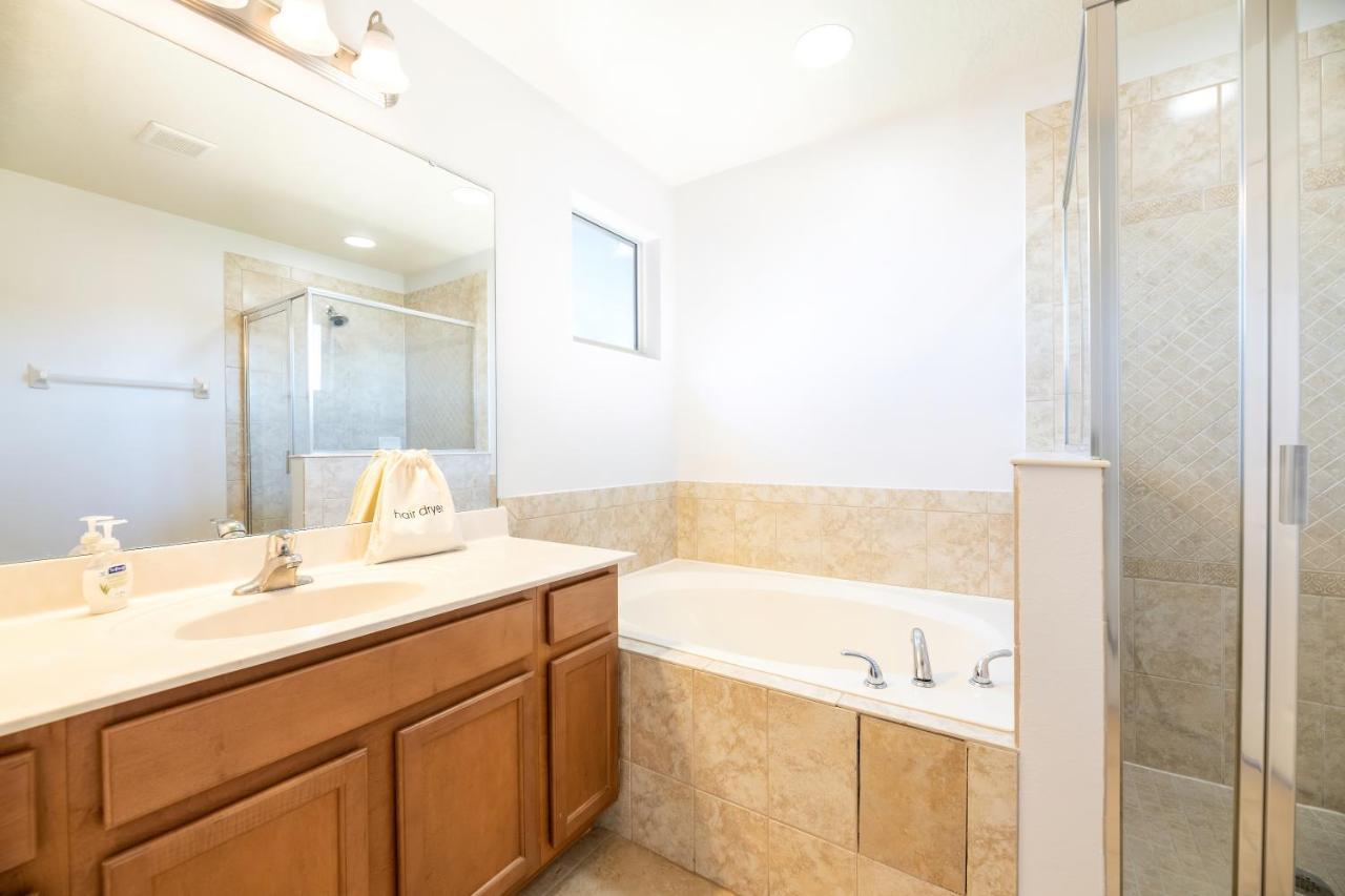 Huge 6Br House - Private Pool Retreat Near Disney 키시미 외부 사진